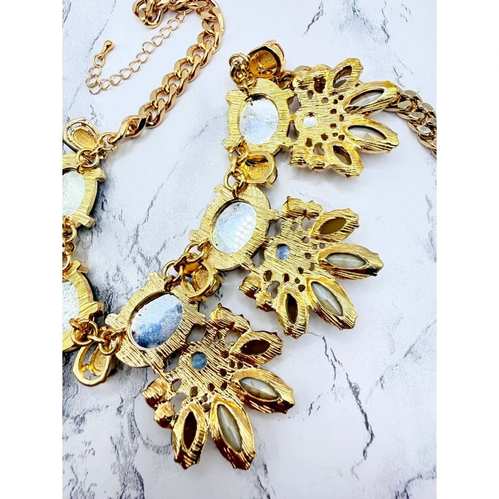 Blush Champagne Glass‎ Crystal Floral Bib Statement Necklace 18–20
